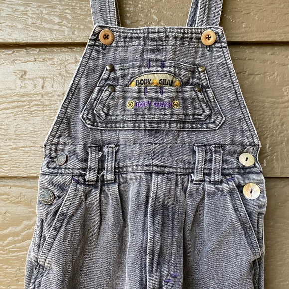 ADORABLE 90S KIDS ACID WASH DENIM OVERALLS WITH CARGO POCKETS - Picture 13 of 16